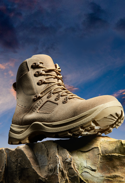 What footwear for hiking? Take a look at the GROM models.