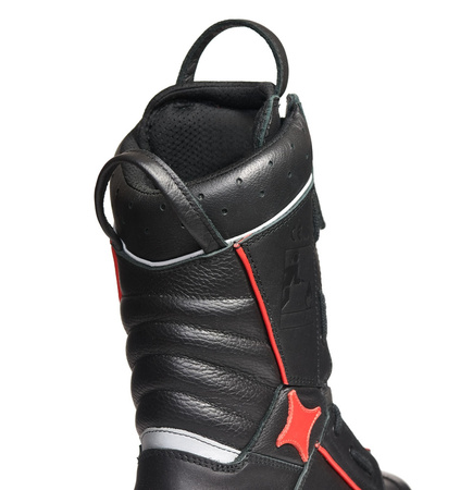 Feuerwehr Stiefel Membrane FALCON 832 Protektor Schwarz-Rot F2A